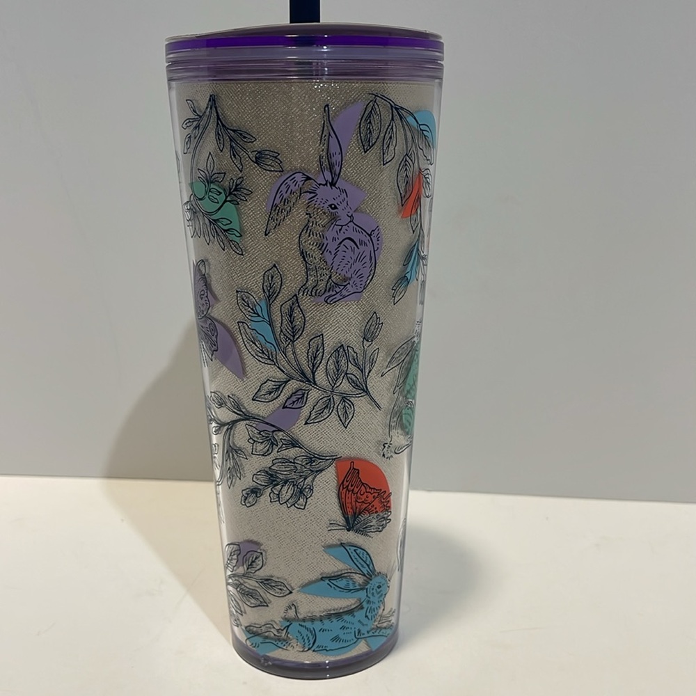 Starbucks 2024 Bunny Reusable Tumbler 24 Oz with Silicone Bunny Straw Topper NEW - Picture 5 of 10